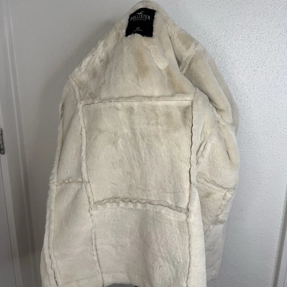 Hollister Faux Shearling Coat Patchwork Tan/ Cream Panels Size XS Women's